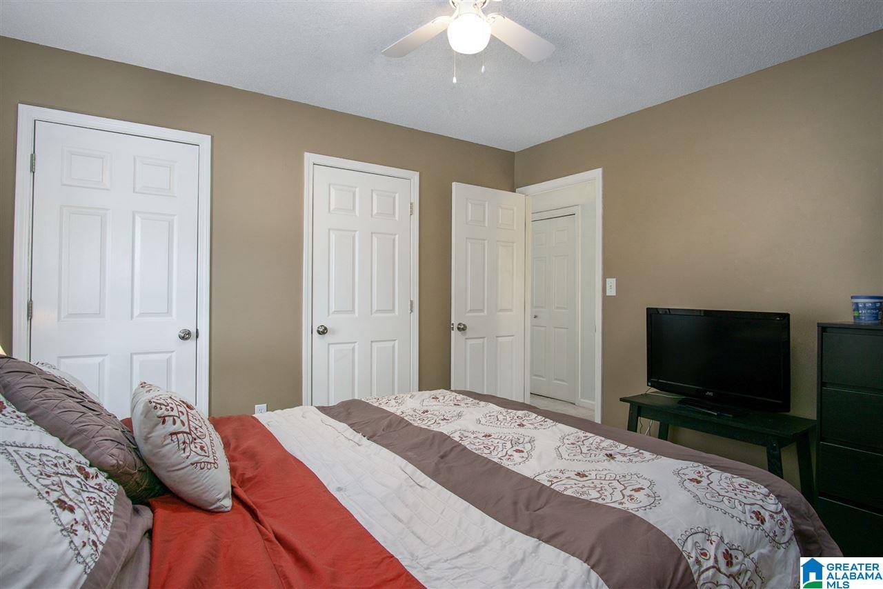 1175 King Arthur Court Alabaster, AL 35007 - Photo 11 of 28