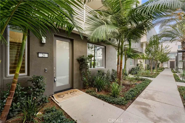 $958,000 | 1866 South Westside Drive, Unit 26, Anaheim, CA 92805