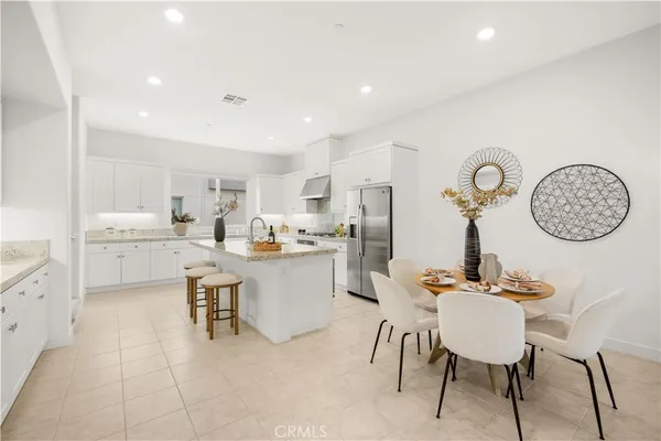 $958,000 | 1866 South Westside Drive, Unit 26, Anaheim, CA 92805