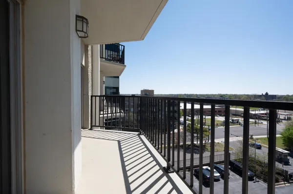 $159,000 | 655 Riverside Drive, Unit 606A, Memphis, TN 38103