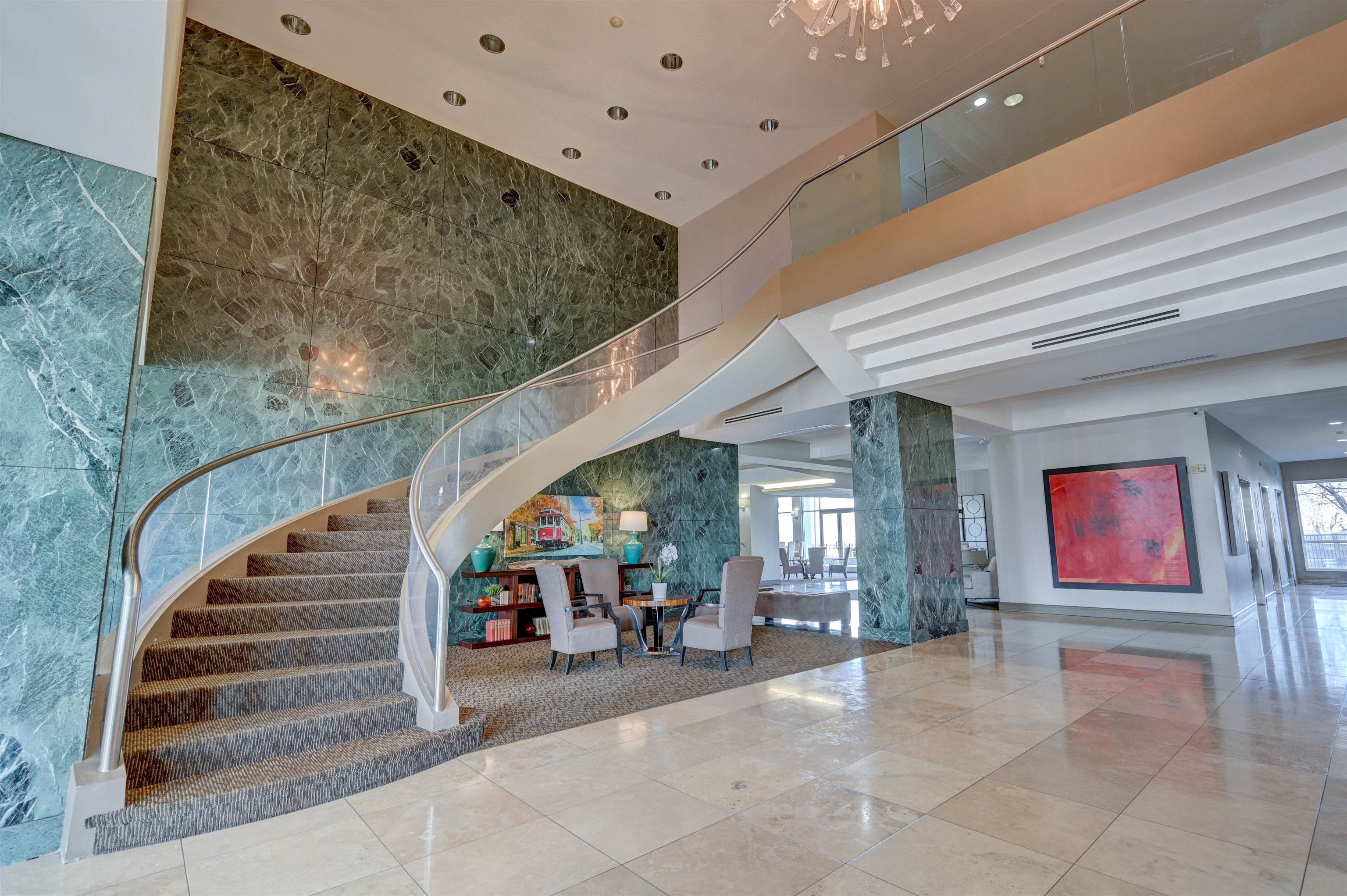 655 Riverside Drive, Unit 606A Memphis, TN 38103 - Photo 21 of 35 a view of entryway and hall