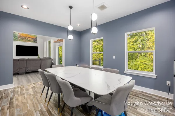 $525,000 | 2905 Woodside Avenue Southeast, Grand Rapids, MI 49508