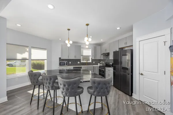 $525,000 | 2905 Woodside Avenue Southeast, Grand Rapids, MI 49508