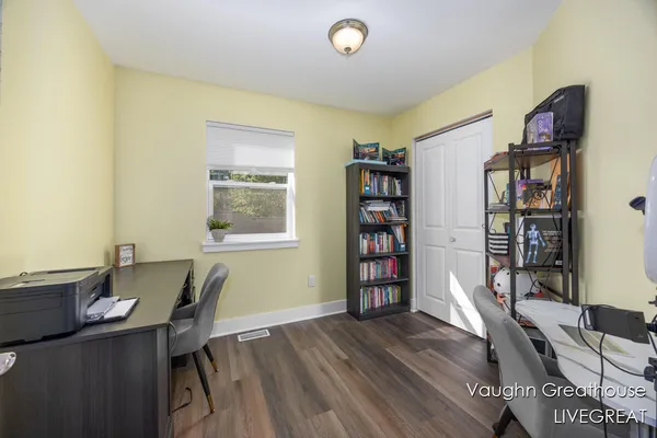 $525,000 | 2905 Woodside Avenue Southeast, Grand Rapids, MI 49508
