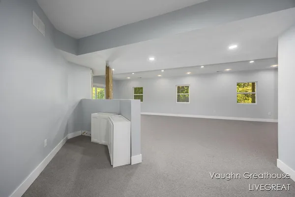 $525,000 | 2905 Woodside Avenue Southeast, Grand Rapids, MI 49508