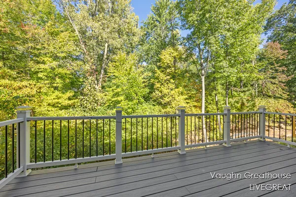 $525,000 | 2905 Woodside Avenue Southeast, Grand Rapids, MI 49508