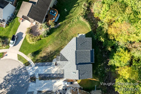 $525,000 | 2905 Woodside Avenue Southeast, Grand Rapids, MI 49508