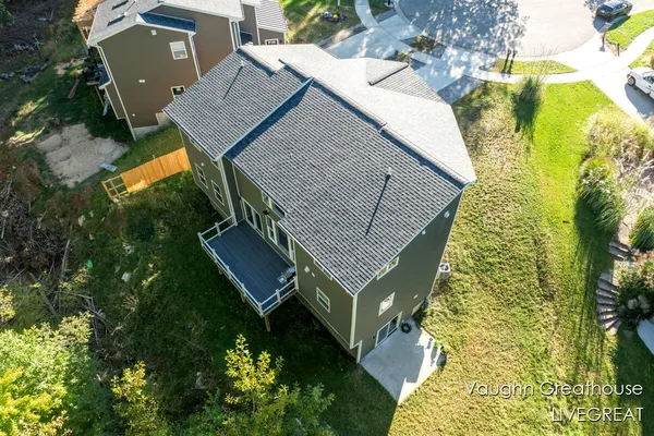 $525,000 | 2905 Woodside Avenue Southeast, Grand Rapids, MI 49508