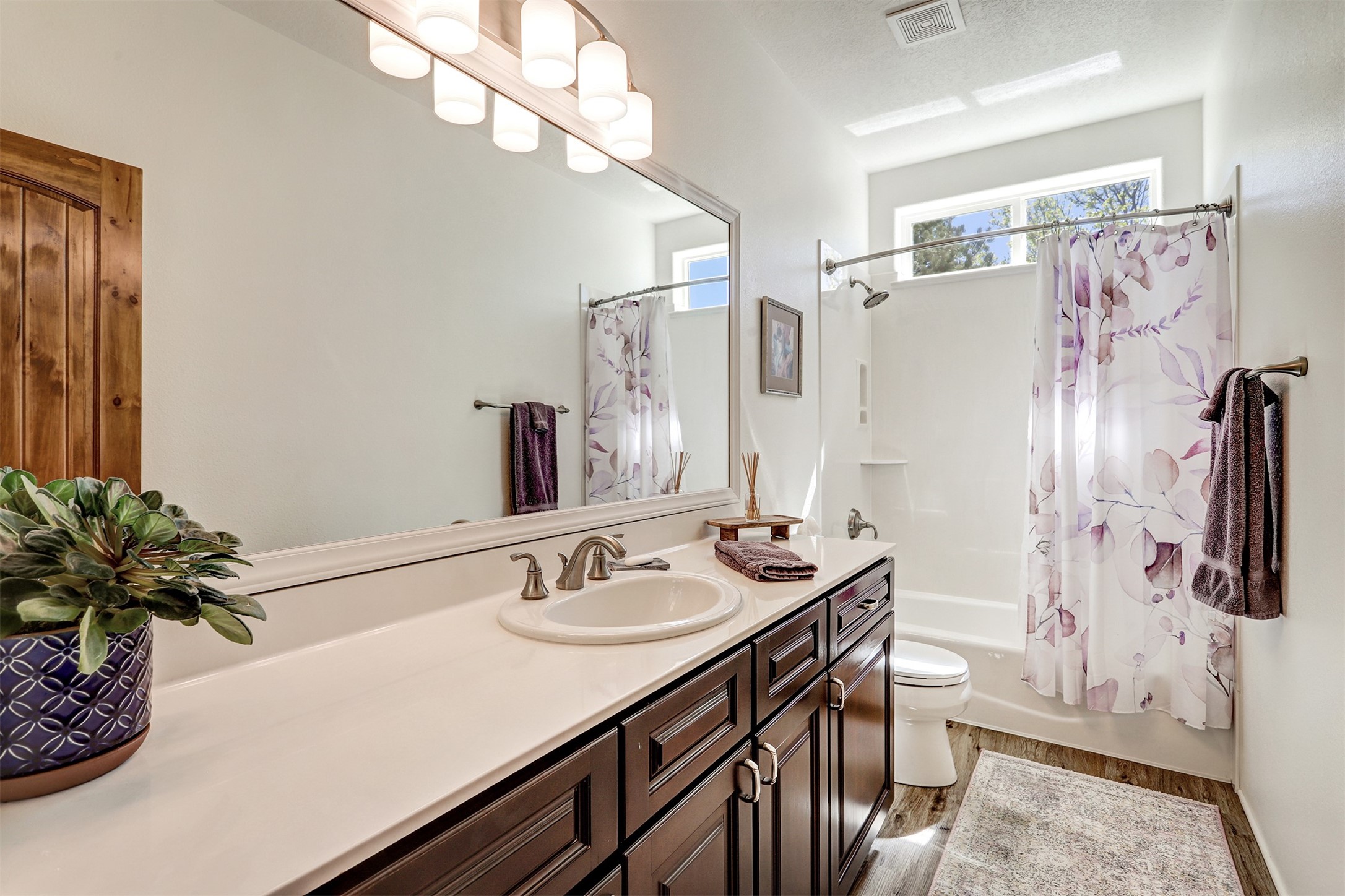 130 East Chili Line Road Santa Fe, NM 87508 - Photo 28 of 31 Bathroom