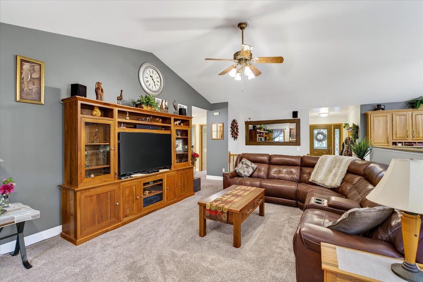 3215 Conservancy Estates Lane Sun Prairie, WI 53590 - Photo 15 of 73