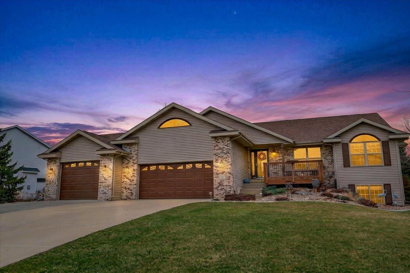 3215 Conservancy Estates Lane Sun Prairie, WI 53590 - Photo 2 of 73