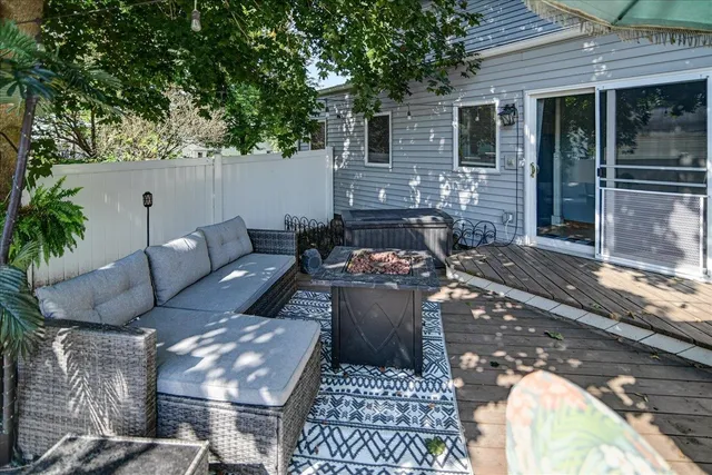 $324,900 | 742 Hubbell Street, Marshall, WI 53559