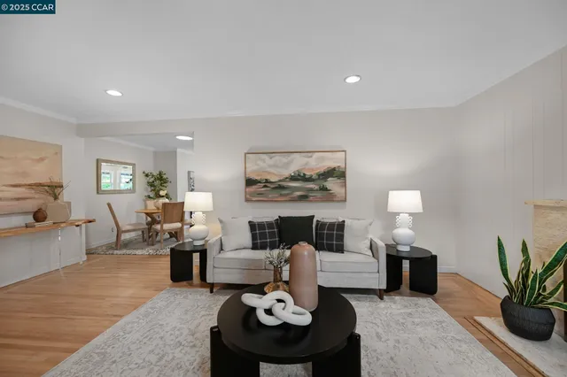 $928,000 | 16063 Berkshire Drive, Castro Valley, CA 94578