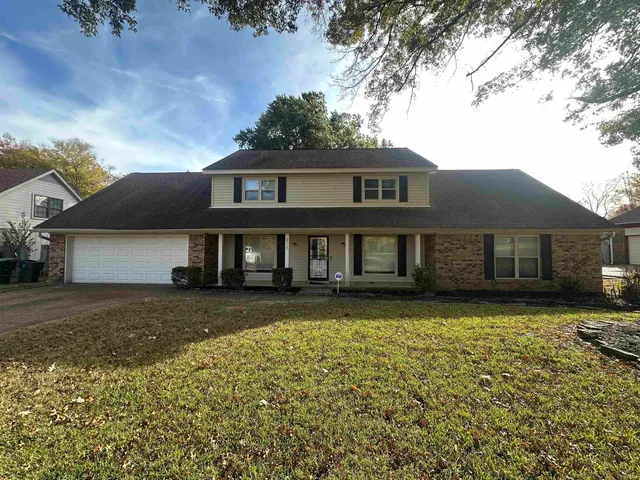 $1,850 | 2714 Gerald Ford Drive West, Cordova, TN 38016