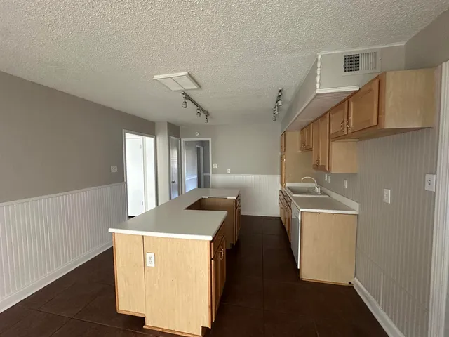 $1,850 | 2714 Gerald Ford Drive West, Memphis, TN 38016