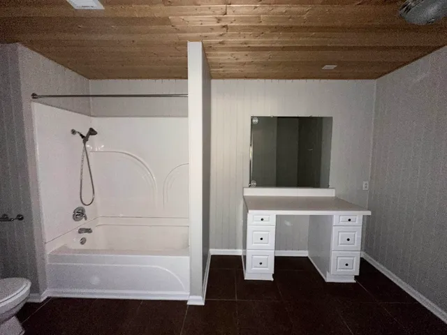 $1,850 | 2714 Gerald Ford Drive West, Memphis, TN 38016