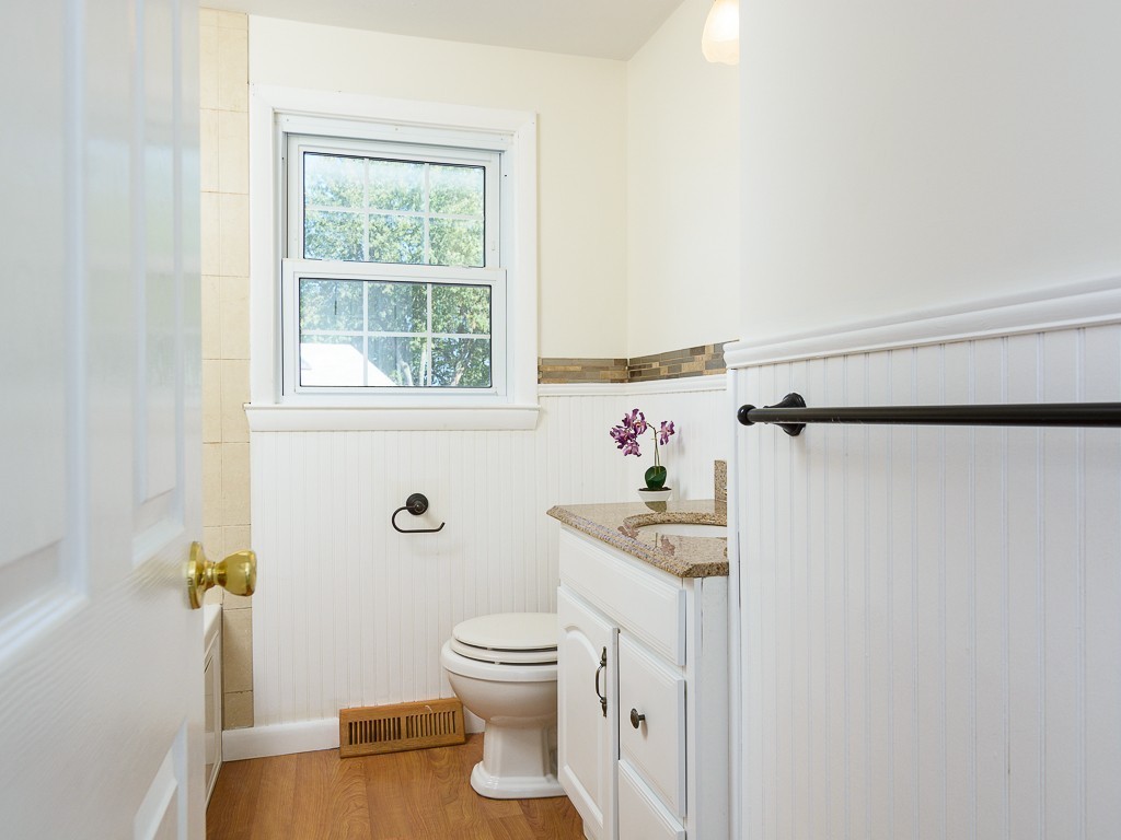 2 Westport Road Worcester, MA 01605 - Photo 12 of 30 Gallery Image 12