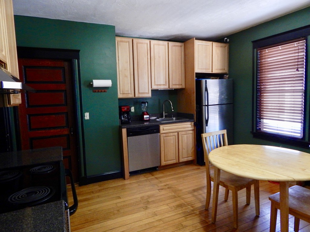 72 Spring Street, Unit 2 Bridgewater, MA 02324 - Photo 4 of 14 Gallery Image 4