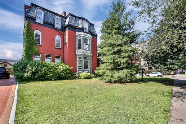 $1,699,000 | 176 North Street, Buffalo, NY 14201