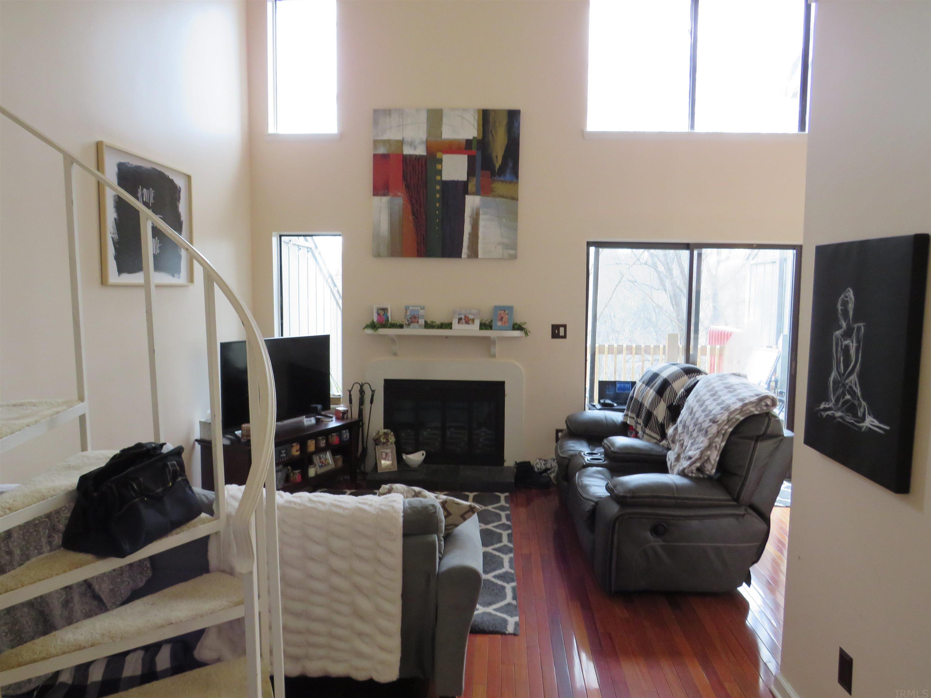 9120 South Pointe Ridge Lane, Unit 44 Bloomington, IN 47401 - Photo 7 of 16