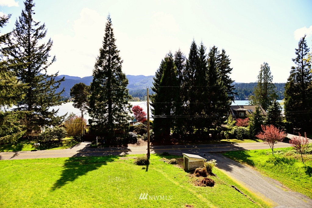 3278 North Shore Road Bellingham, WA 98226 - Photo 1 of 24 Gallery Image 1