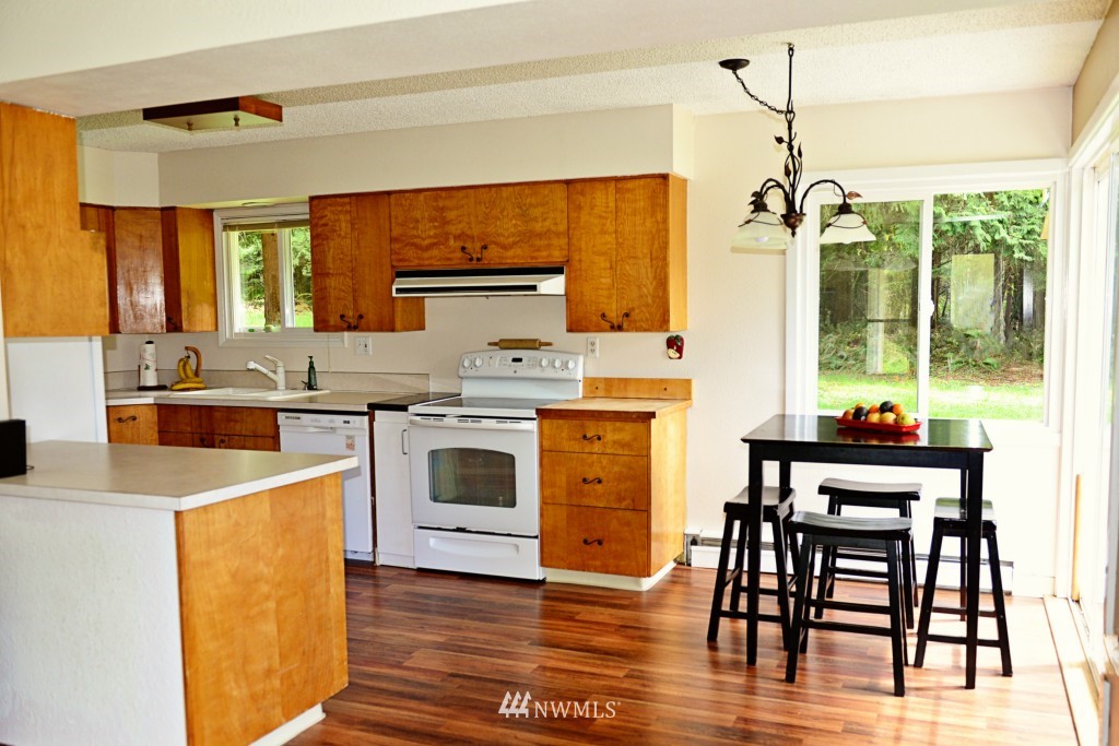 3278 North Shore Road Bellingham, WA 98226 - Photo 12 of 24 Gallery Image 12
