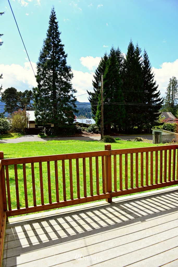 3278 North Shore Road Bellingham, WA 98226 - Photo 18 of 24 Gallery Image 18