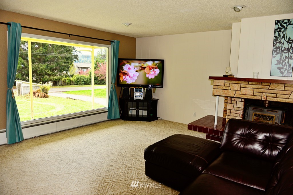 3278 North Shore Road Bellingham, WA 98226 - Photo 6 of 24 Gallery Image 6