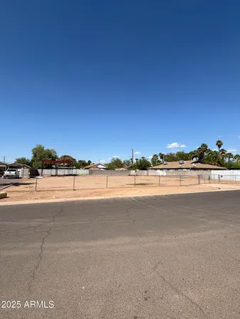 a view of an ocean and a building