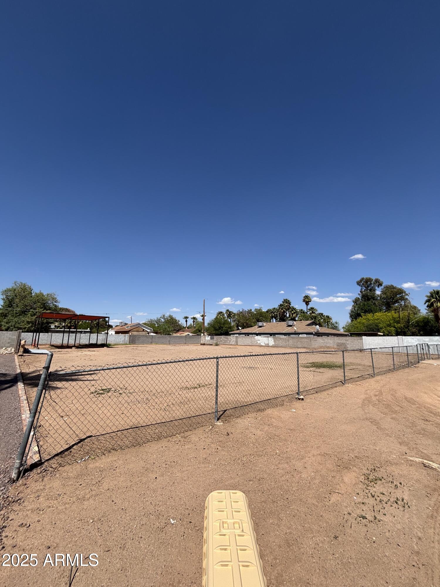 2950 East Granada Road Phoenix, AZ 85008 - Photo 2 of 3 a view of terrace with lake view