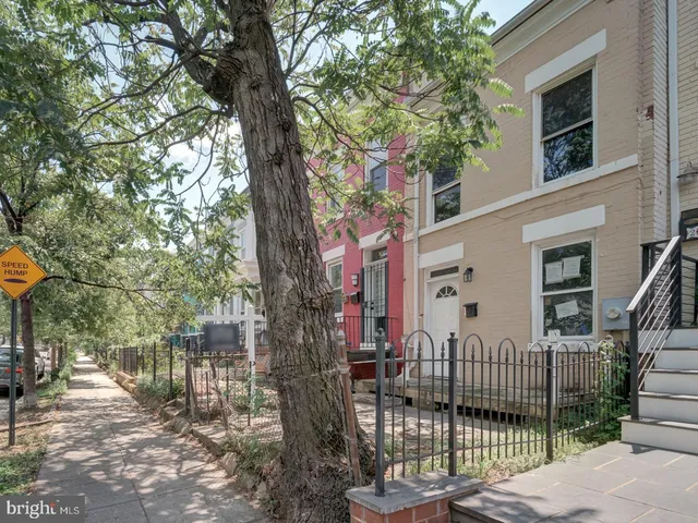 $345,000 | 633 Morton Place Northeast, Washington, DC 20002