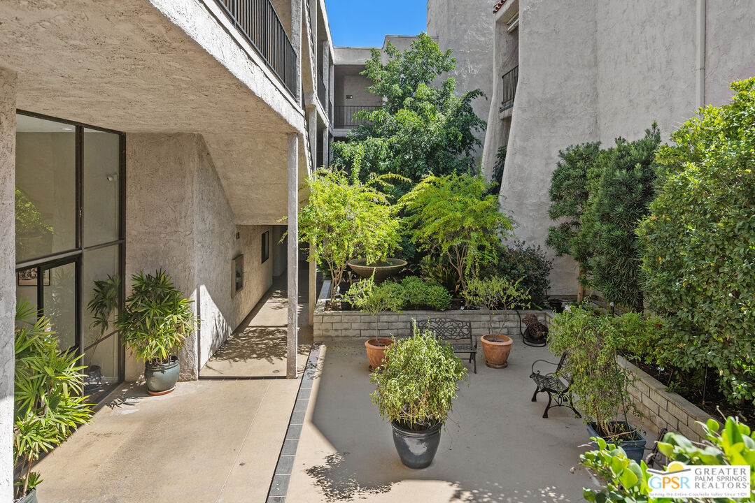1401 Valley View Road, Unit 321 Glendale, CA 91202 - Photo 27 of 34