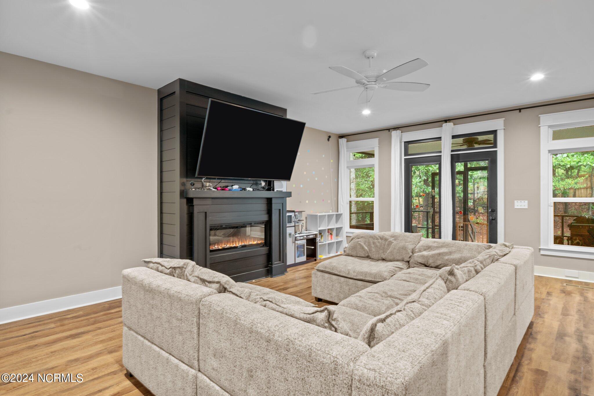 165 Riding Lane Southern Pines, NC 28387 - Photo 12 of 39 12-web-or-mls-DSC09086