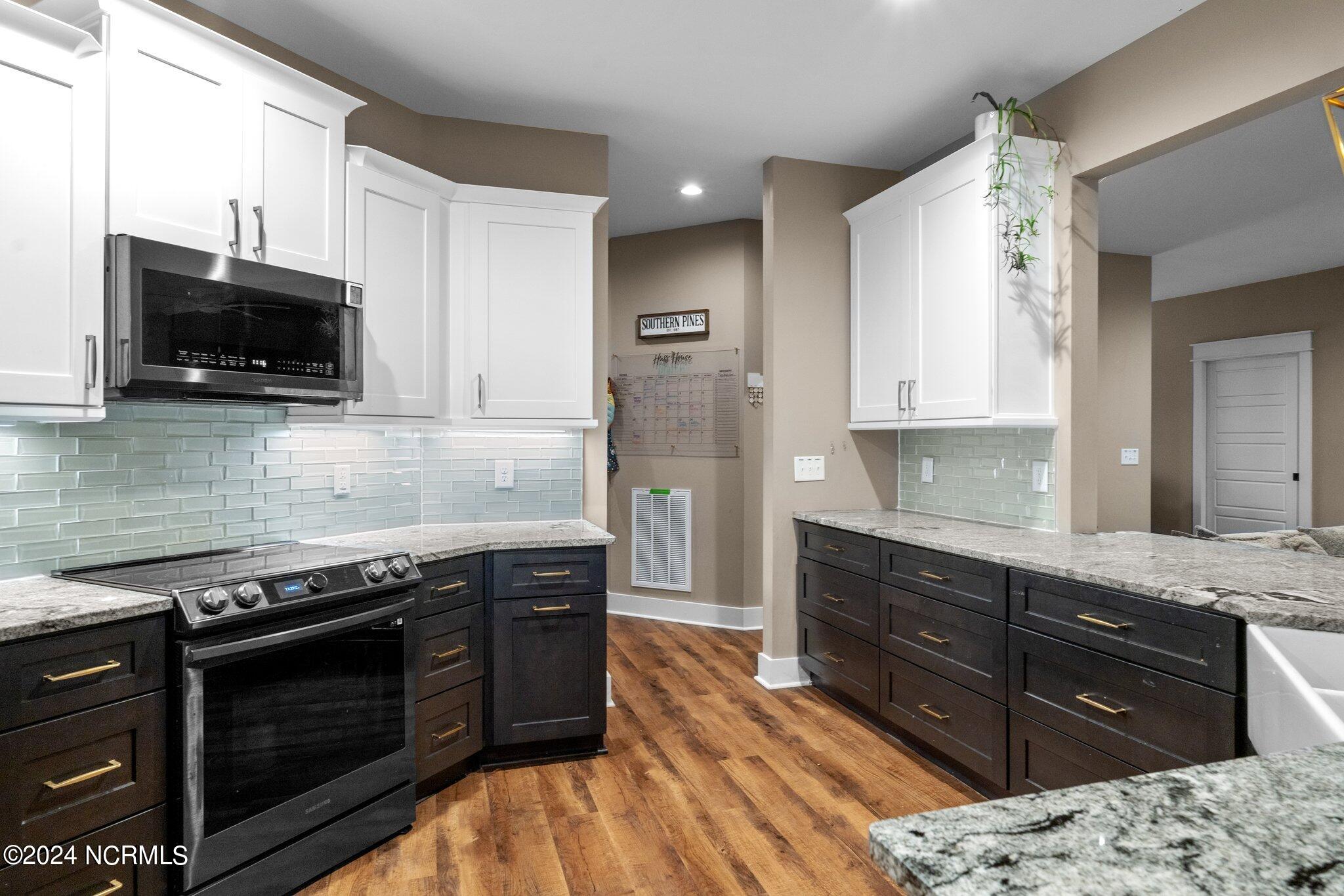 165 Riding Lane Southern Pines, NC 28387 - Photo 8 of 39 5-web-or-mls-DSC09063