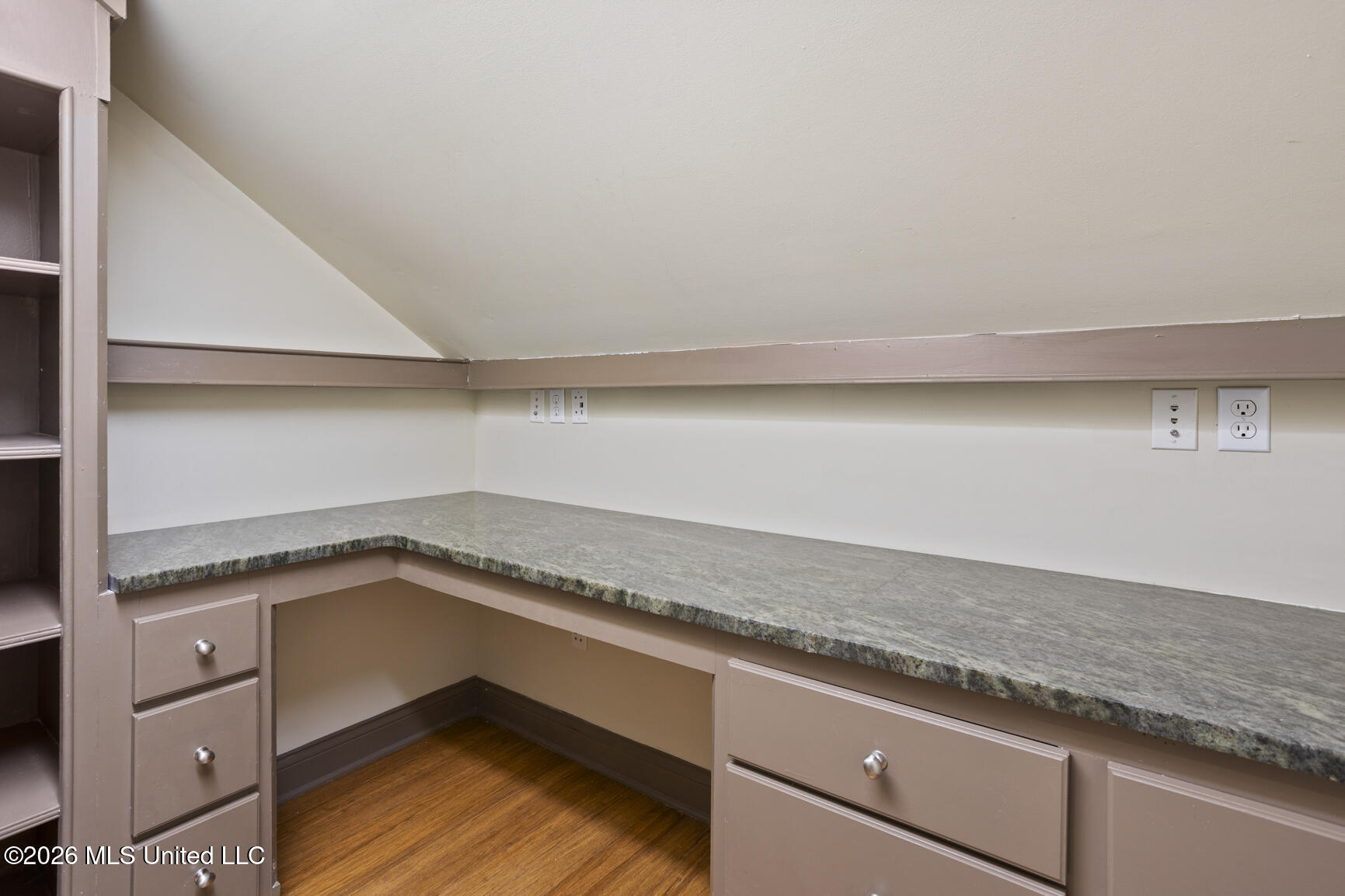 606 Arbor Way Brandon, MS 39047 - Photo 47 of 63 Br 5 Study Room/Office