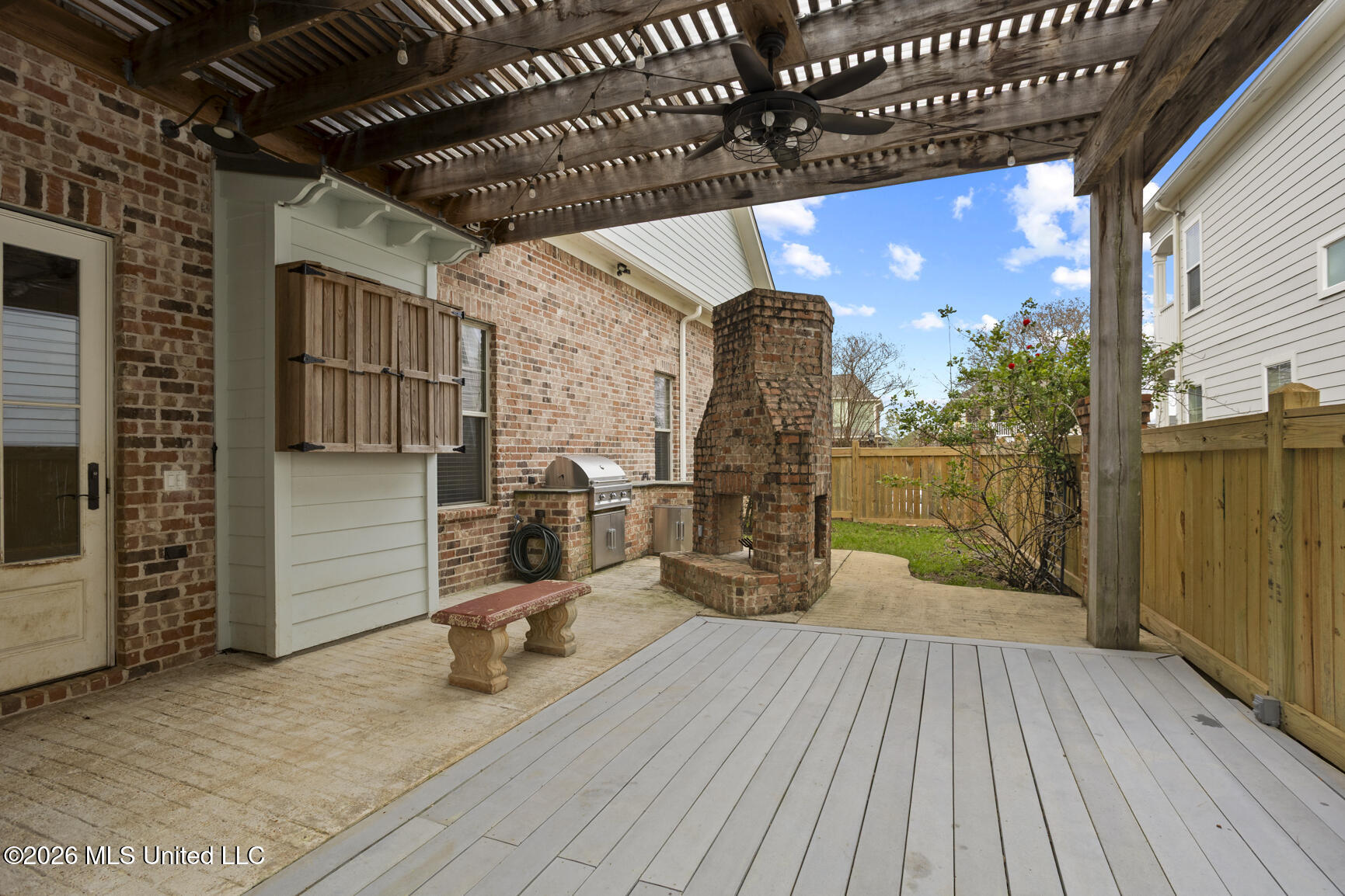 606 Arbor Way Brandon, MS 39047 - Photo 59 of 63 Outdoor Kitchen,Dining and F/P