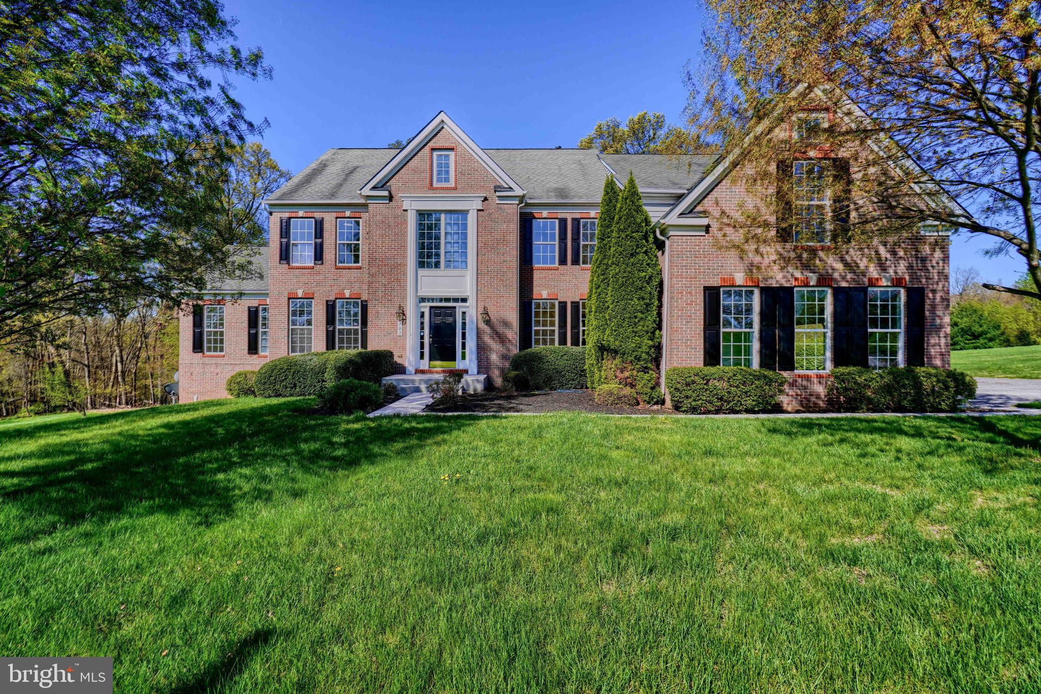 Welcome to this GORGEOUS home!