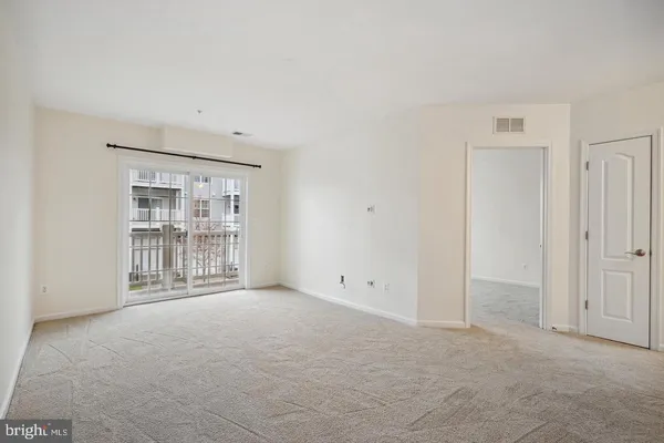 $2,850 | 22936 Spicebush Drive, Unit 1361, Clarksburg, MD 20871