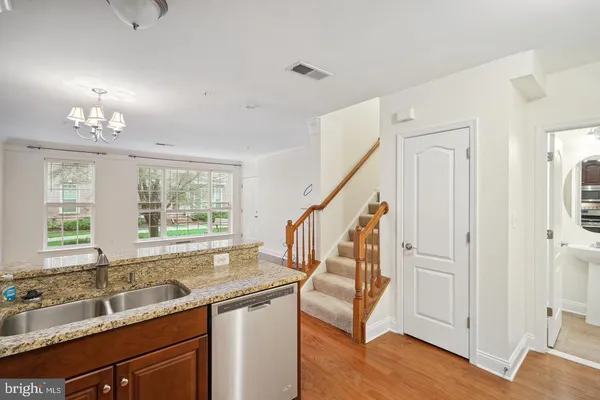 $2,850 | 22936 Spicebush Drive, Unit 1361, Clarksburg, MD 20871