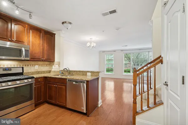 $2,850 | 22936 Spicebush Drive, Unit 1361, Clarksburg, MD 20871