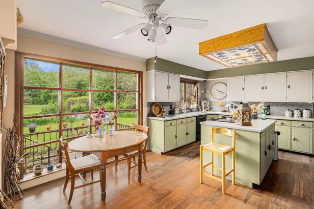 $869,000 | 22649 North Dixboro Road, South Lyon, MI 48178