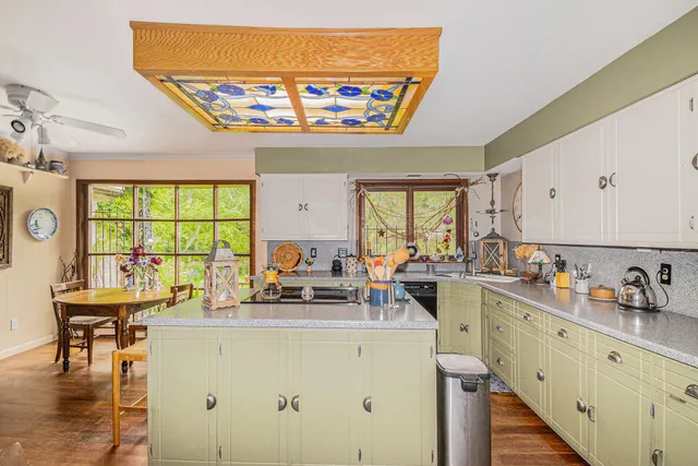 $869,000 | 22649 North Dixboro Road, South Lyon, MI 48178