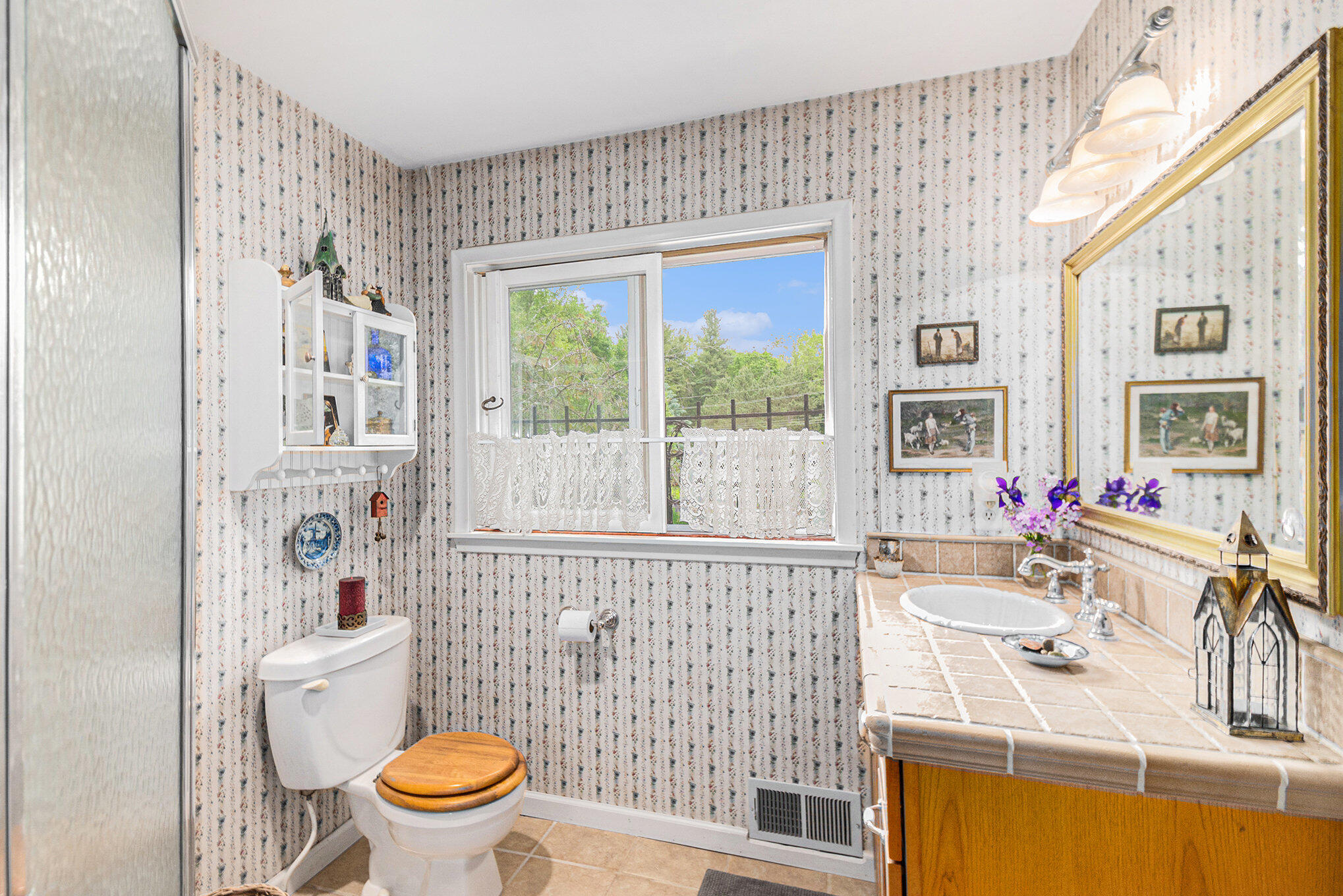 22649 North Dixboro Road South Lyon, MI 48178 - Photo 21 of 47 020_file_233