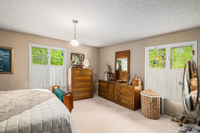 $869,000 | 22649 North Dixboro Road, South Lyon, MI 48178