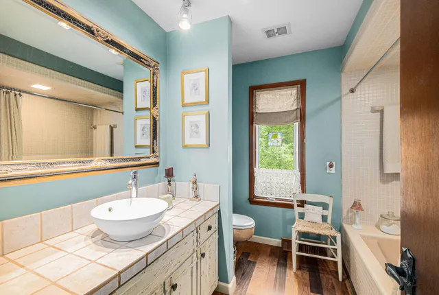 $869,000 | 22649 North Dixboro Road, South Lyon, MI 48178