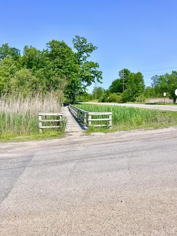 $869,000 | 22649 North Dixboro Road, South Lyon, MI 48178