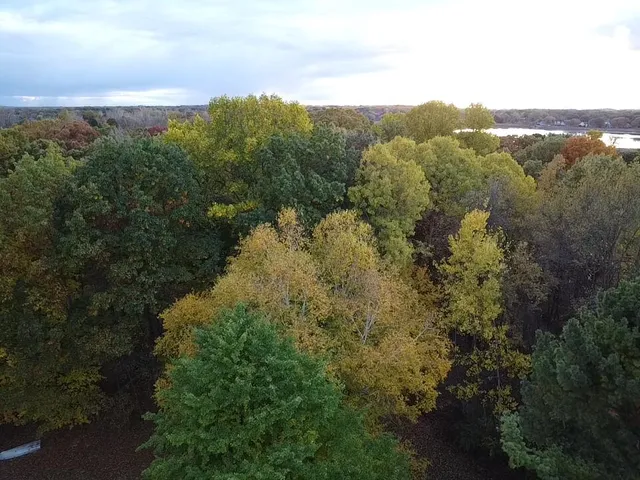 $869,000 | 22649 North Dixboro Road, South Lyon, MI 48178