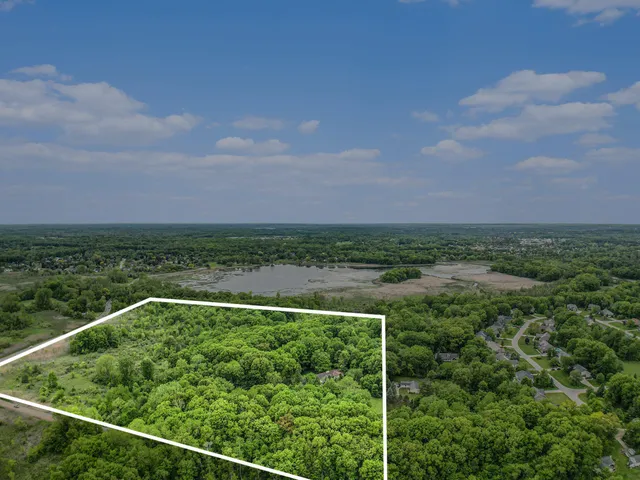 $869,000 | 22649 North Dixboro Road, South Lyon, MI 48178