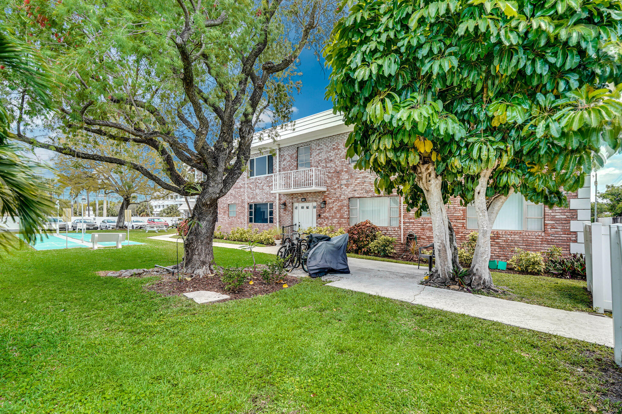400 South Cypress Road, Unit 404 Pompano Beach, FL 33060 - Photo 6 of 40 Exterior4