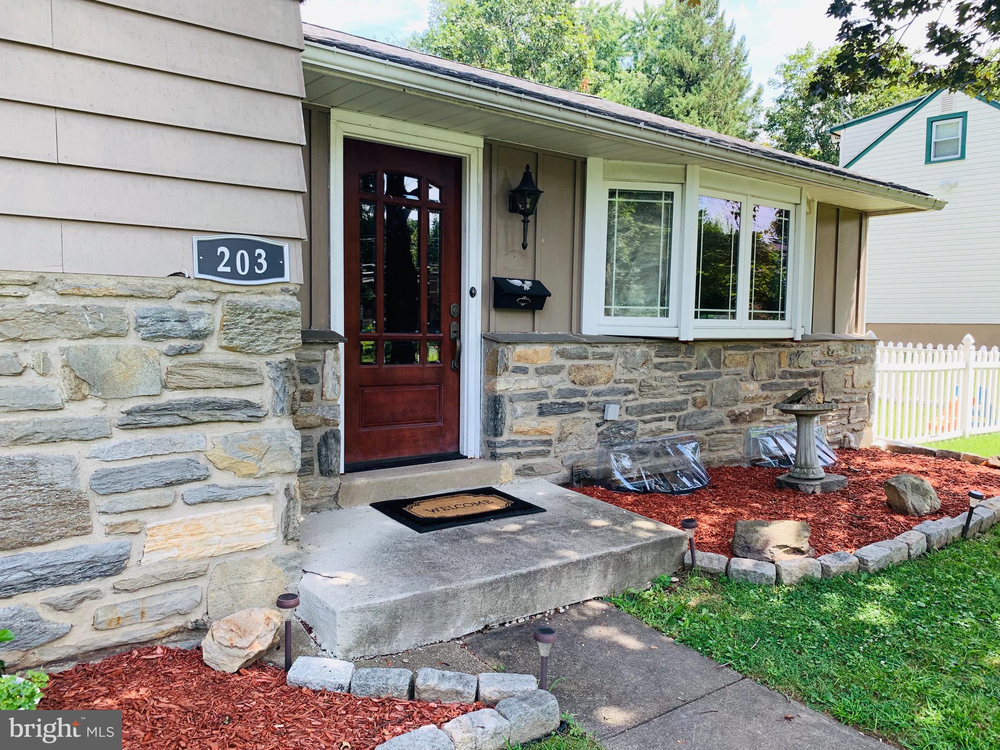 203 East Springfield Road Springfield, PA 19064 - Photo 3 of 29